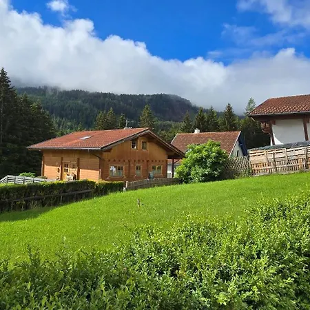 Heidi Apartament